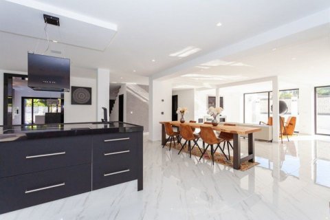 Villa à vendre Marbella, Malaga, Espagne, 5 chambres, 597 m2 No. 53440 - photo 5