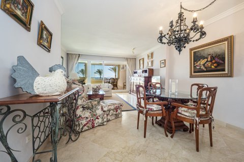 Apartment à vendre à Marbella, Malaga, Espagne, 2 chambres, 124 m2 No. 53526 - photo 11