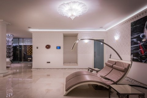 Villa à vendre à Hacienda Las Chapas, Malaga, Espagne, 7 chambres, 1190 m2 No. 53469 - photo 29