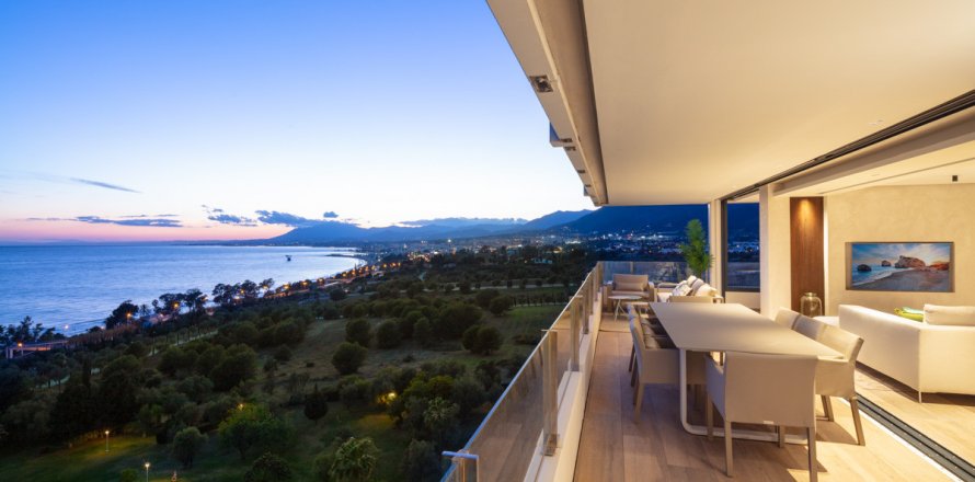 Apartment Rio Real, Malaga, Espagne 3 chambres, 194 m2 No. 53501