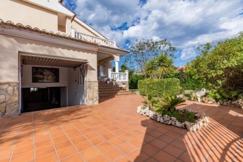 Villa à vendre à Serra, Valencia, Espagne, 4 chambres, 1080 m2 No. 53866 - photo 3