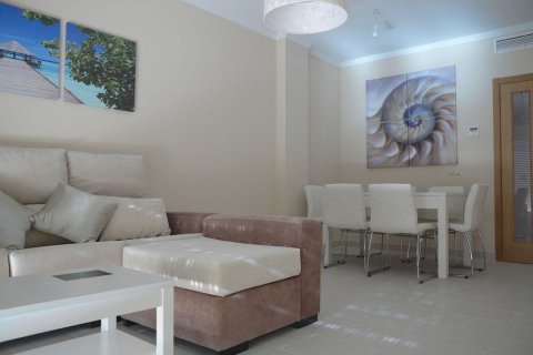 Apartment à vendre à San Luis de Sabinillas, Malaga, Espagne, 2 chambres, 101 m2 No. 55437 - photo 3