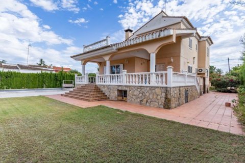 Villa à vendre à Serra, Valencia, Espagne, 4 chambres, 1080 m2 No. 53866 - photo 27