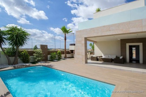 Villa à vendre à Ciudad Quesada, Alicante, Espagne, 4 chambres, 151 m2 No. 55092 - photo 1