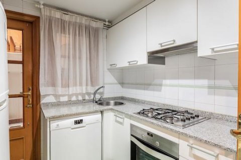 Apartment à vendre à Valencia, Espagne, 3 chambres, 100 m2 No. 53793 - photo 16