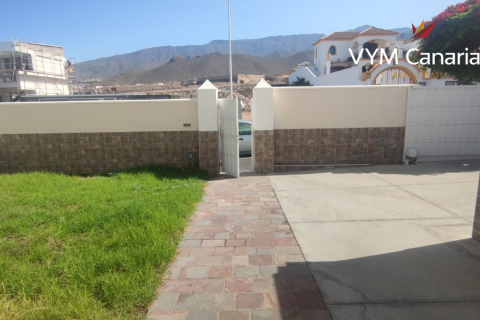 Villa à vendre à Torviscas, Tenerife, Espagne, 6 chambres, 200 m2 No. 54888 - photo 27