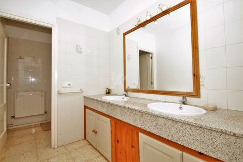 Villa à vendre à Benissa, Alicante, Espagne, 8 chambres, 374 m2 No. 54472 - photo 17