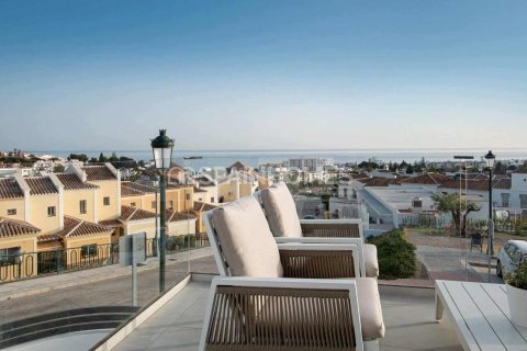 Villa à vendre à Nerja, Malaga, Espagne, 3 chambres, 149 m2 No. 55319 - photo 10