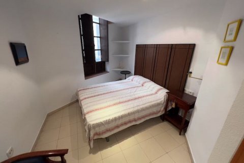 Apartment à vendre à Valencia, Espagne, 3 chambres, 100 m2 No. 53793 - photo 3