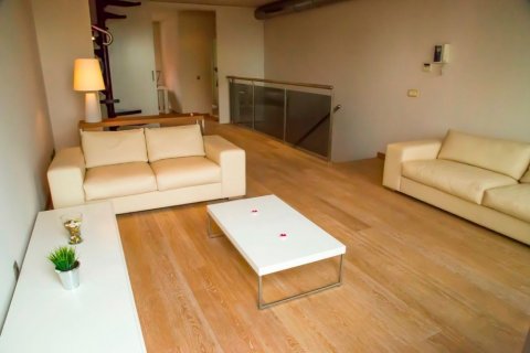 Apartment à vendre à Valencia, Espagne, 4 chambres, 250 m2 No. 53932 - photo 16