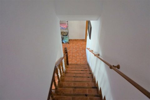 House à vendre à Sueca, Valencia, Espagne, 4 chambres, 149 m2 No. 53824 - photo 3