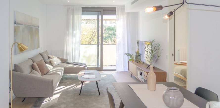 Apartment à Barcelona, Espagne 3 chambres, 84 m2 No. 57351