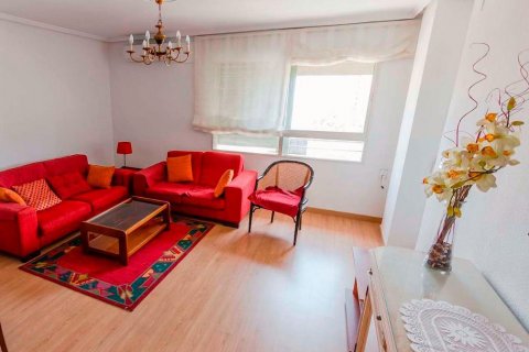 Apartment à vendre à Alicante, Espagne, 3 chambres, 129 m2 No. 59410 - photo 1