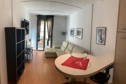 Apartment à vendre à Alicante, Espagne, 2 chambres, 53 m2 No. 58508 - photo 2