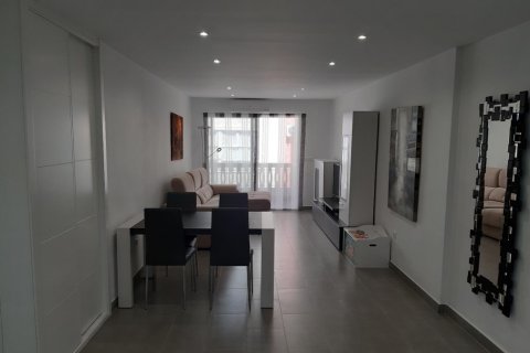 Apartment à vendre à Alicante, Espagne, 2 chambres, 72 m2 No. 58507 - photo 3