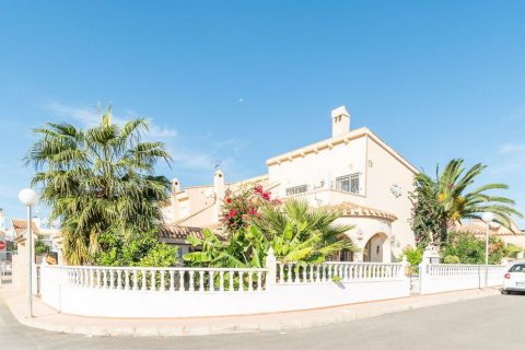 Villa à vendre à Playa Flamenca II, Alicante, Espagne, 2 chambres, 130 m2 No. 58533 - photo 1
