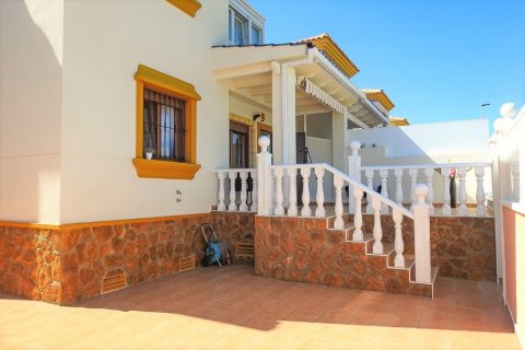 Bungalow à vendre à Villamartin, Alicante, Espagne, 4 chambres, 107 m2 No. 58567 - photo 3