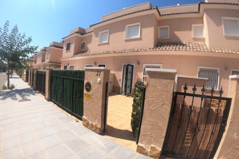 Townhouse à vendre à Torre de la Horadada, Alicante, Espagne, 3 chambres, 115 m2 No. 58386 - photo 1