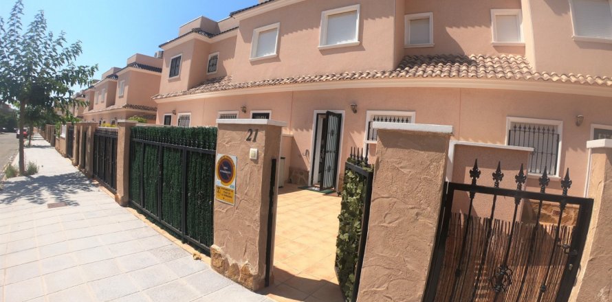 Townhouse à Torre de la Horadada, Alicante, Espagne 3 chambres, 115 m2 No. 58386