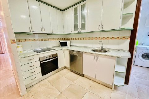 Apartment à vendre à Torrevieja, Alicante, Espagne, 3 chambres, 90 m2 No. 58681 - photo 5