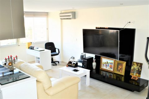 Apartment à vendre à Alicante, Espagne, 2 chambres, 80 m2 No. 59139 - photo 2
