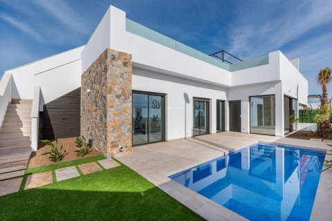 Villa à vendre à Pilar de la Horadada, Alicante, Espagne, 3 chambres, 120 m2 No. 58380 - photo 1