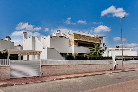 Villa à vendre à Ciudad Quesada, Alicante, Espagne, 3 chambres,  No. 58642 - photo 2