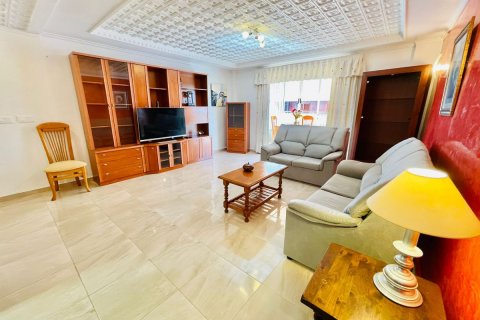 Apartment à vendre à Torrevieja, Alicante, Espagne, 3 chambres, 90 m2 No. 58681 - photo 7