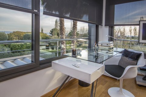 Villa à vendre à Barcelona, Espagne, 5 chambres, 465 m2 No. 58523 - photo 4