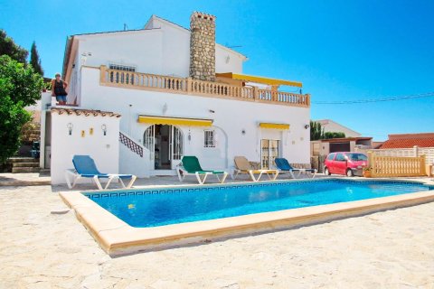 Villa à vendre à Benissa, Alicante, Espagne, 4 chambres, 150 m2 No. 58446 - photo 1