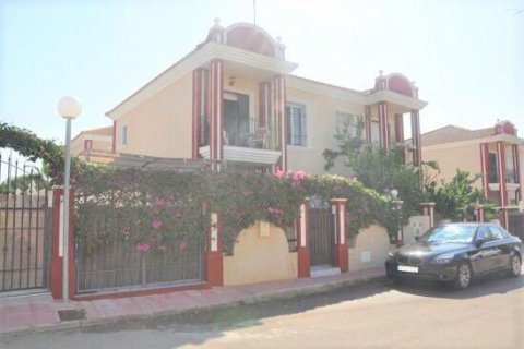 Villa à vendre à Campoamor, Alicante, Espagne, 3 chambres,  No. 58406 - photo 1