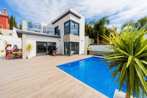 Villa à vendre à Benidorm, Alicante, Espagne, 4 chambres, 343 m2 No. 57999 - photo 1