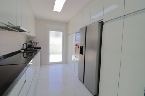 Villa à vendre à Torrevieja, Alicante, Espagne, 4 chambres, 175 m2 No. 58680 - photo 10