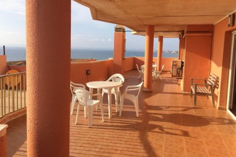 Apartment à vendre à La Manga del Mar Menor, Murcia, Espagne, 3 chambres, 150 m2 No. 58594 - photo 1