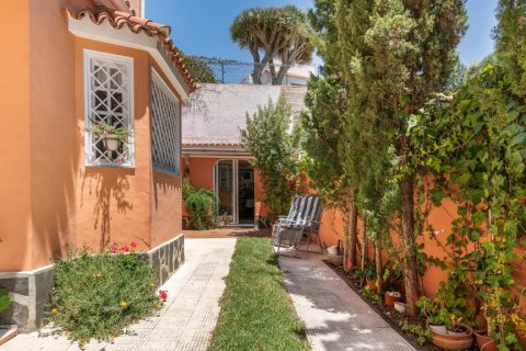 House à vendre à Santa Brigida, Gran Canaria, Espagne, 4 chambres, 204 m2 No. 61989 - photo 23