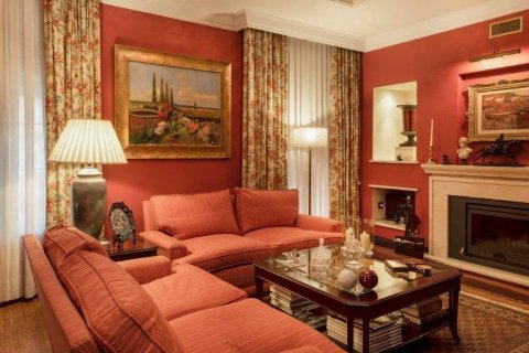 Apartment à vendre à Sevilla, Seville, Espagne, 7 chambres, 308 m2 No. 61591 - photo 1