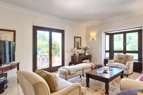 Villa à vendre à Benahavis, Malaga, Espagne, 5 chambres, 700 m2 No. 62223 - photo 29