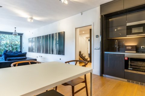 Villa à vendre à Boadilla del Monte, Madrid, Espagne, 4 chambres, 397 m2 No. 62046 - photo 27