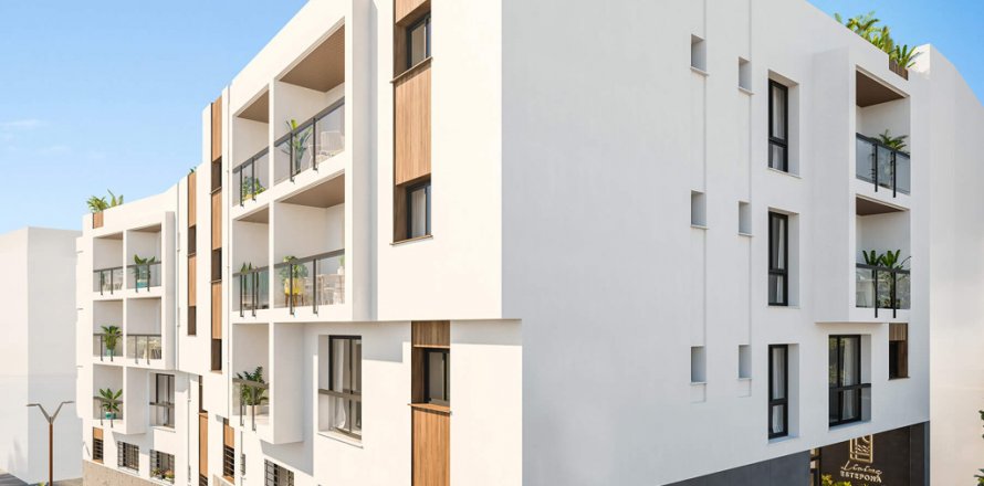 Apartment à Estepona, Malaga, Espagne 2 chambres, 93 m2 No. 60858