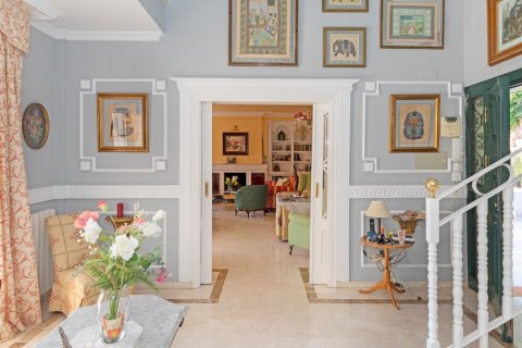 Villa à vendre à Malaga, Espagne, 7 chambres, 459 m2 No. 62108 - photo 7