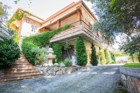Villa à vendre à Manzanares el Real, Madrid, Espagne, 6 chambres, 520 m2 No. 61997 - photo 28