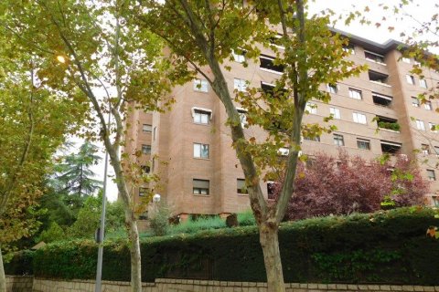 Apartment à louer à Moralzarzal, Madrid, Espagne, 6 chambres, 313 m2 No. 60876 - photo 1