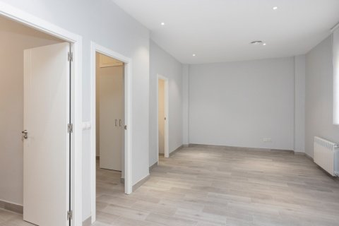 Apartment à vendre à Madrid, Espagne, 4 chambres, 98 m2 No. 61178 - photo 6