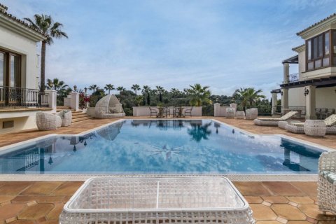 Villa à vendre à El Paraiso, Alicante, Espagne, 16 chambres, 890.28 m2 No. 62035 - photo 6
