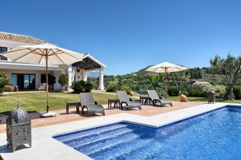 Villa à vendre à Benahavis, Malaga, Espagne, 5 chambres, 700 m2 No. 62223 - photo 14