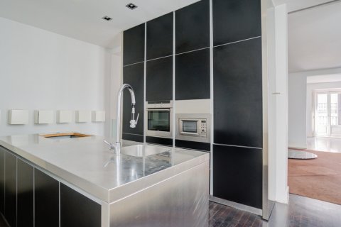 Duplex à vendre à Madrid, Espagne, 4 chambres, 350 m2 No. 61276 - photo 23