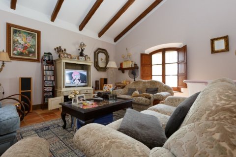 Villa à vendre à Estepona, Malaga, Espagne, 4 chambres, 260 m2 No. 61955 - photo 5