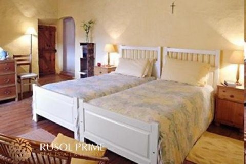 Finca in vendita Gava, Barcelona, Spagna 8 camere da letto, 1000 mq. N° 8833 - foto 7