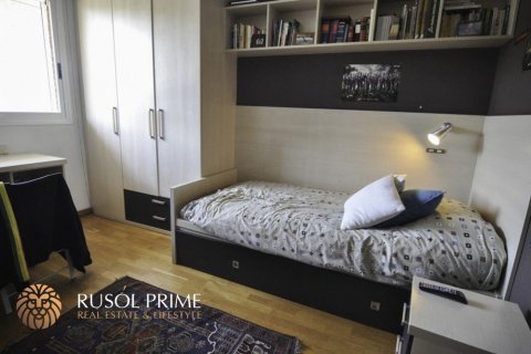 Villetta a schiera in vendita a Gava, Barcelona, Spagna 5 camere da letto, 292 mq. N° 8723 - foto 1