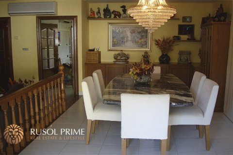 Villa in vendita Castelldefels, Barcelona, Spagna 5 camere da letto, 320 mq. N° 8745 - foto 9